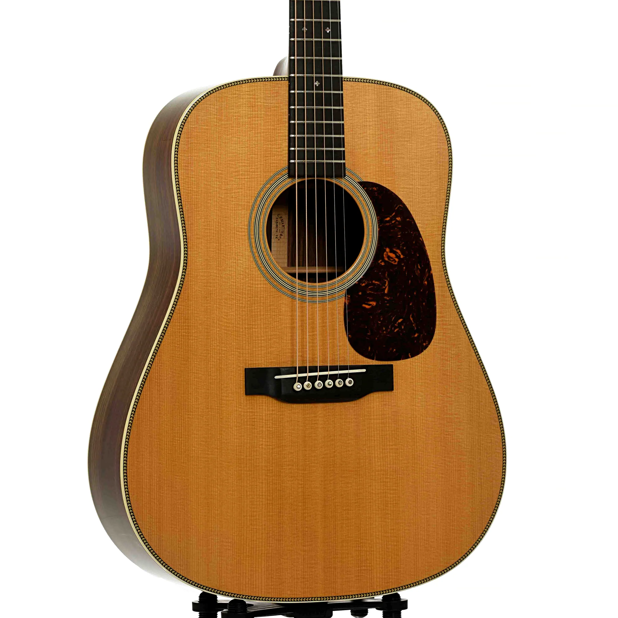 Martin HD-28V Acoustic Guitar (2018) - Image 4