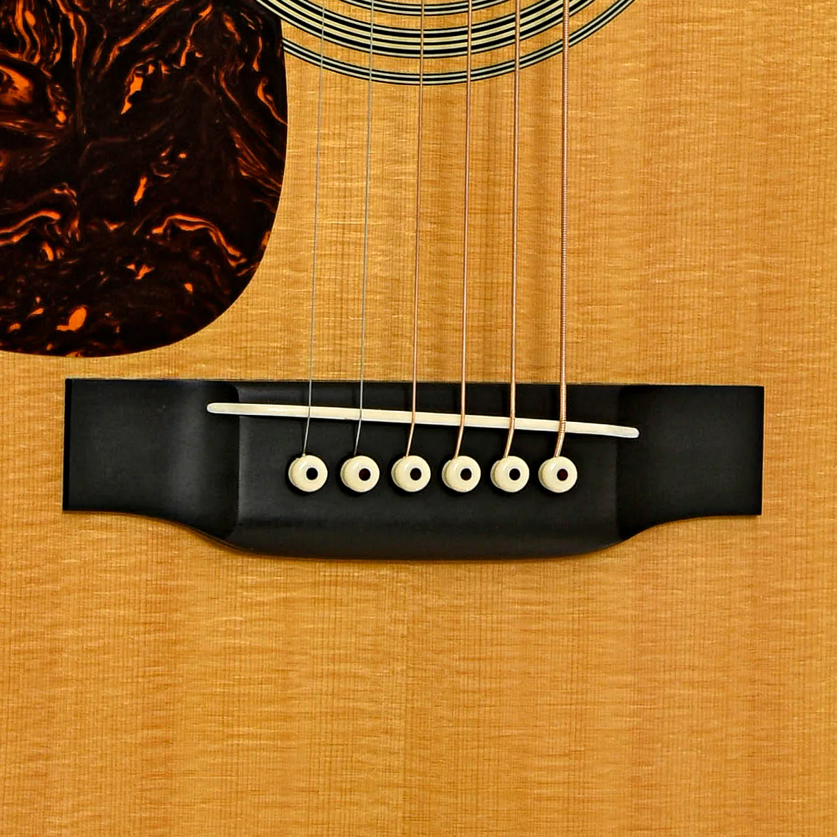 Martin HD-28V Acoustic Guitar LH (2012) - Image 5