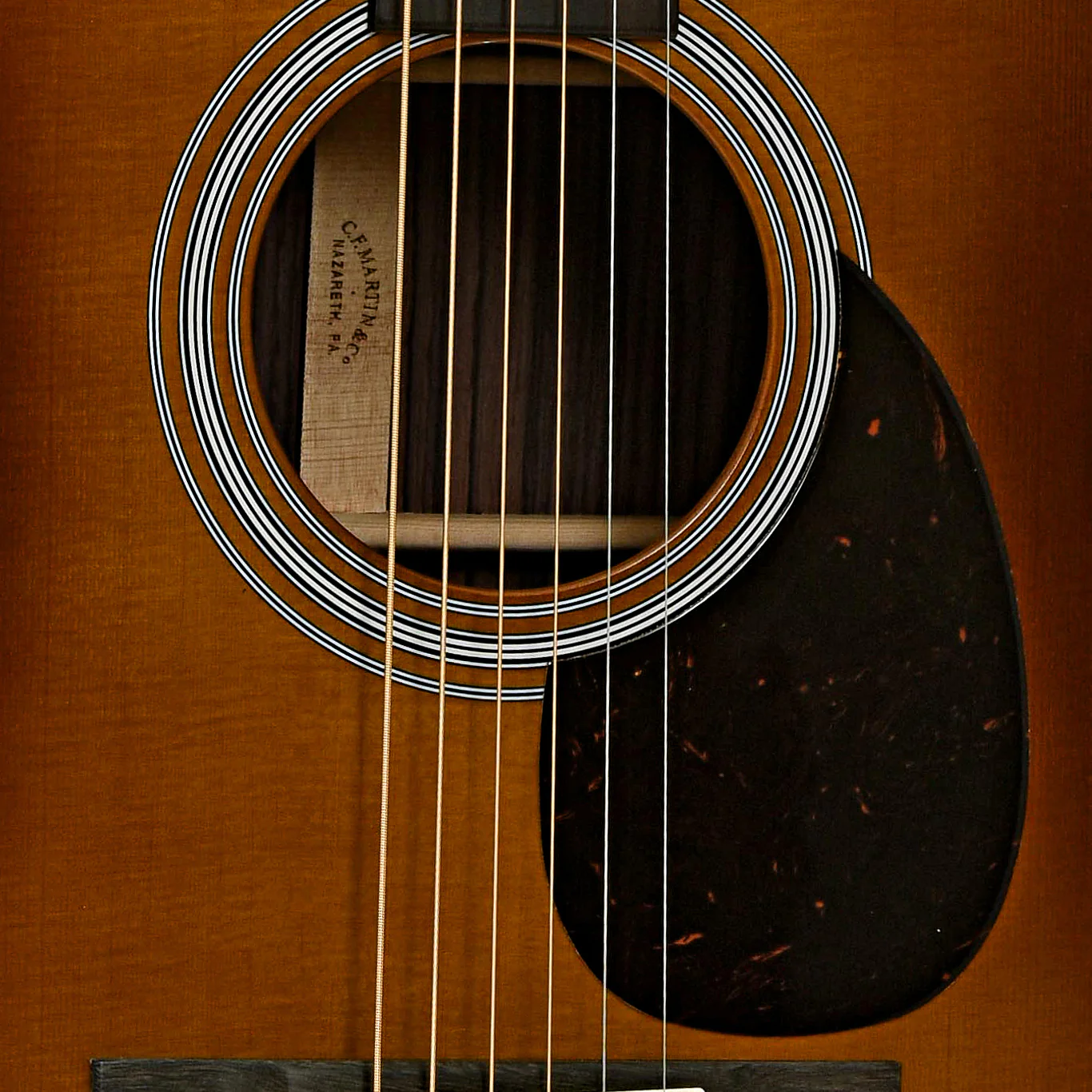 Martin OM-28 Ambertone Acoustic Guitar & Case - Image 6