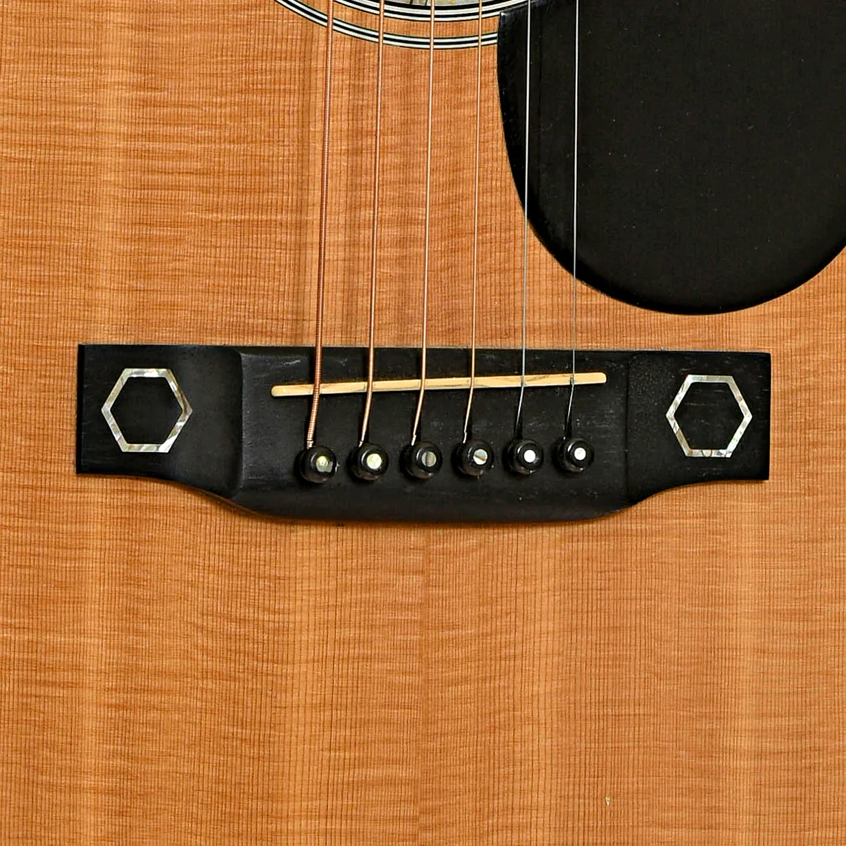 Martin OMC Aura Acoustic-Electric Guitar (2007) - Image 5