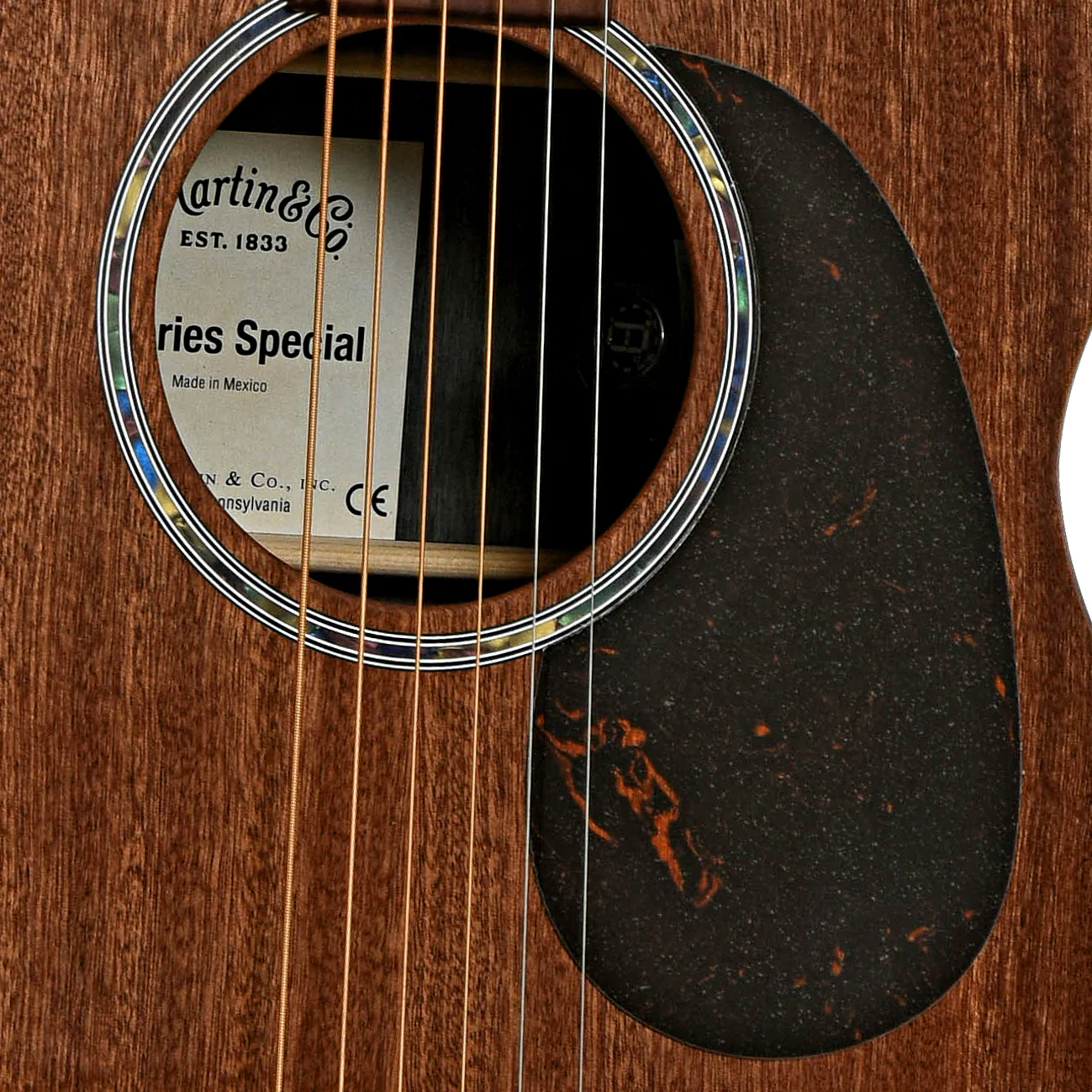 Martin OMC-X2E Ziricote Acoustic Guitar & Gigbag - Image 6