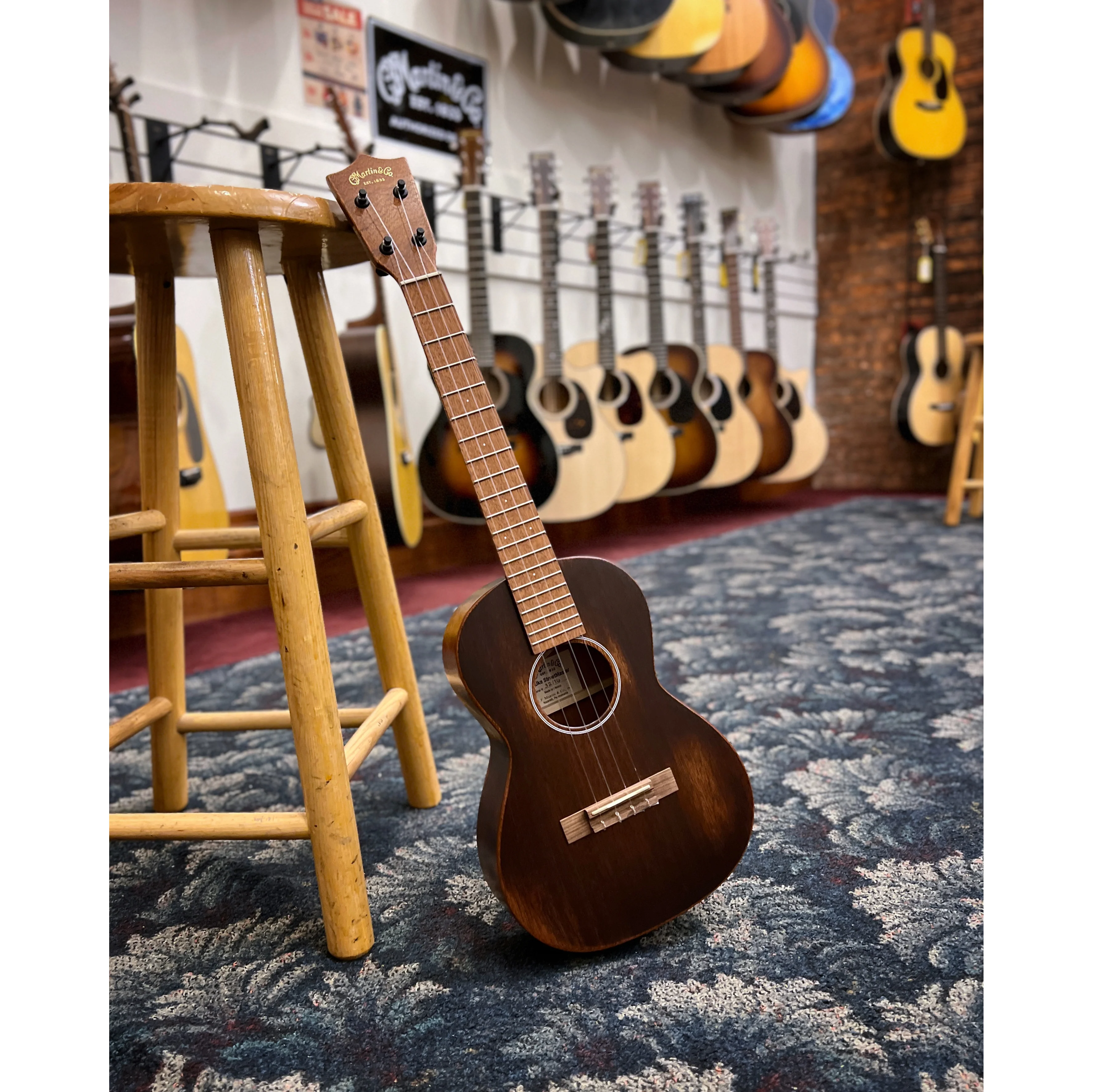 Martin T1 Streetmaster Tenor Ukulele & Gigbag - Image 3