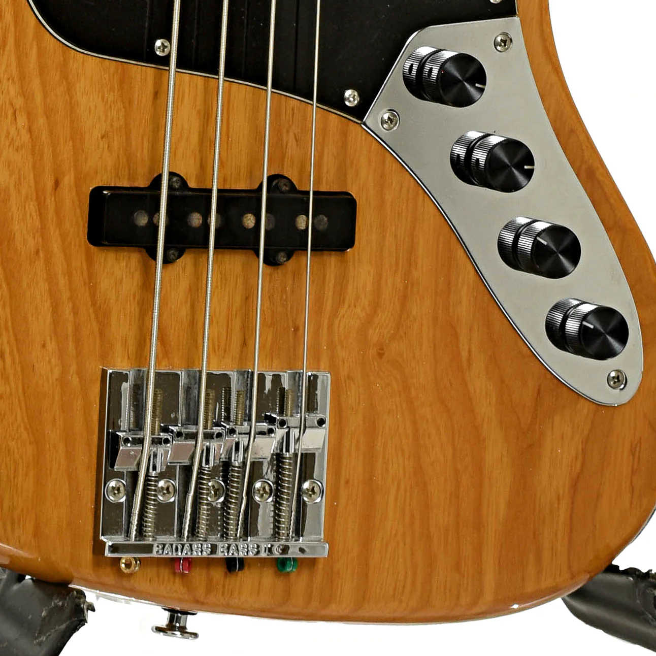 Moon JB4A 4-String Electric Bass (1995) - Image 5