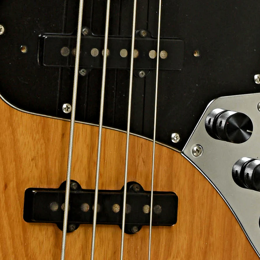 Moon JB4A 4-String Electric Bass (1995) - Image 6
