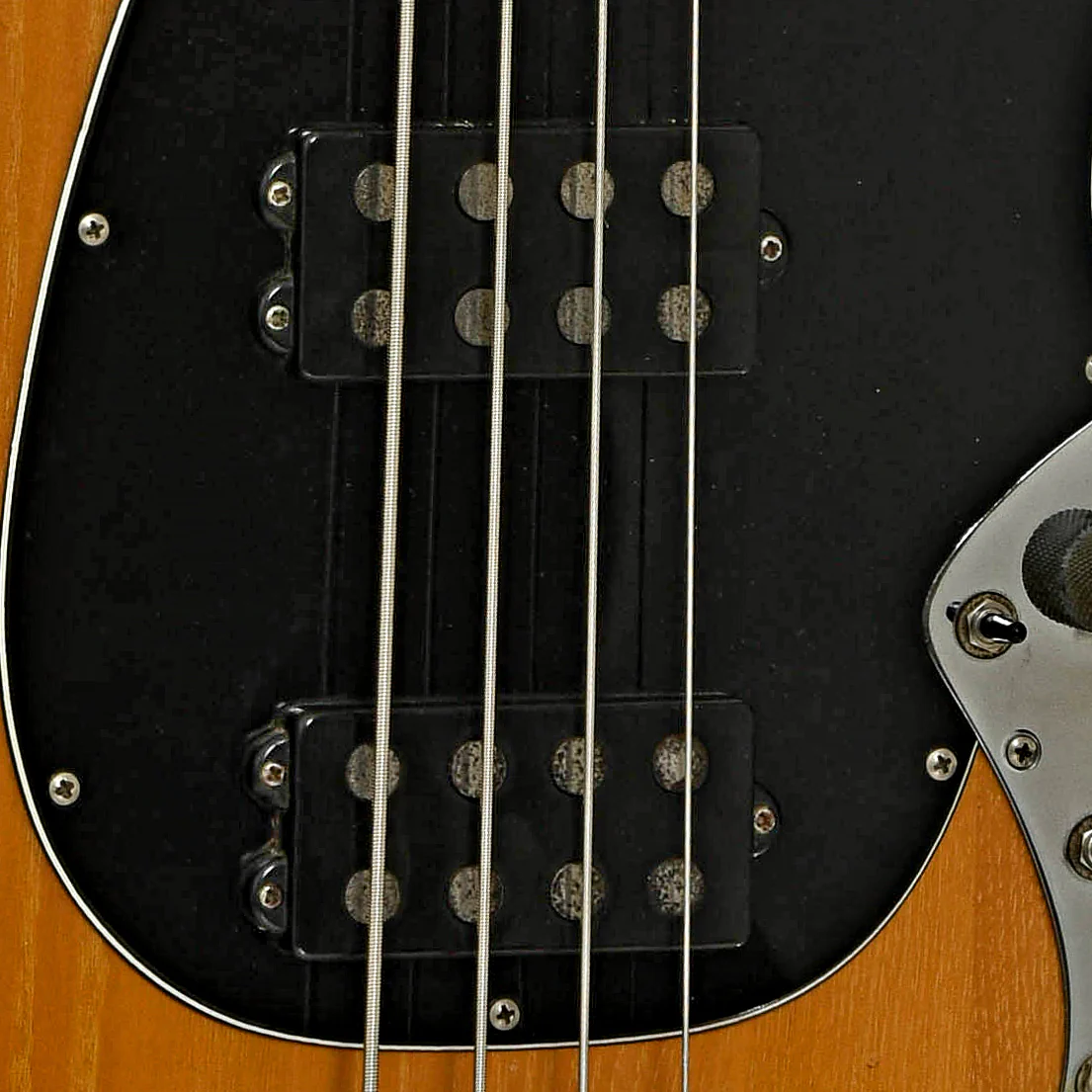 Music Man Sabre Electric Bass (1979) - Image 6