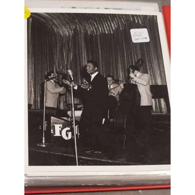 Photo: Vocalist with Band - Image 2