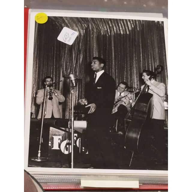Photo: Vocalist with Band - Image 2