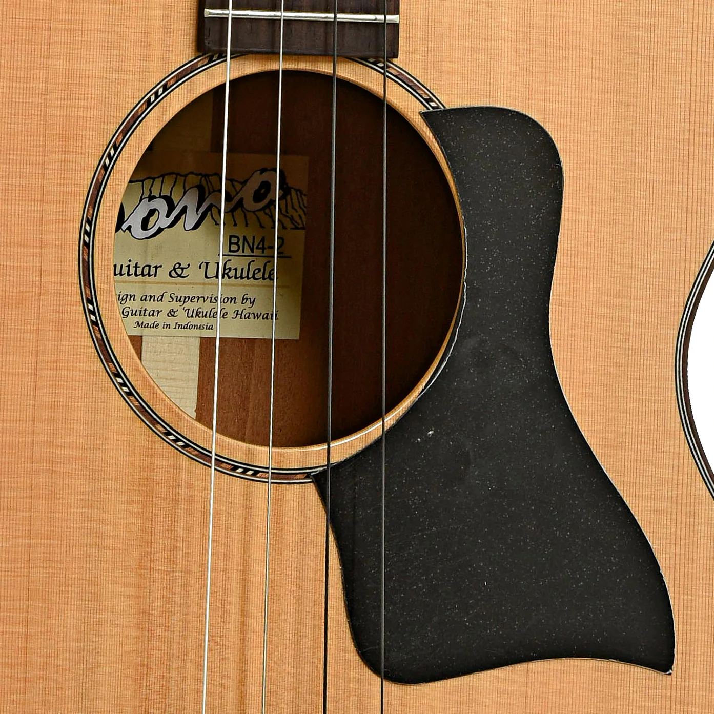 Pono BN4-2 Baritone Ukulele (c.2022) - Image 6