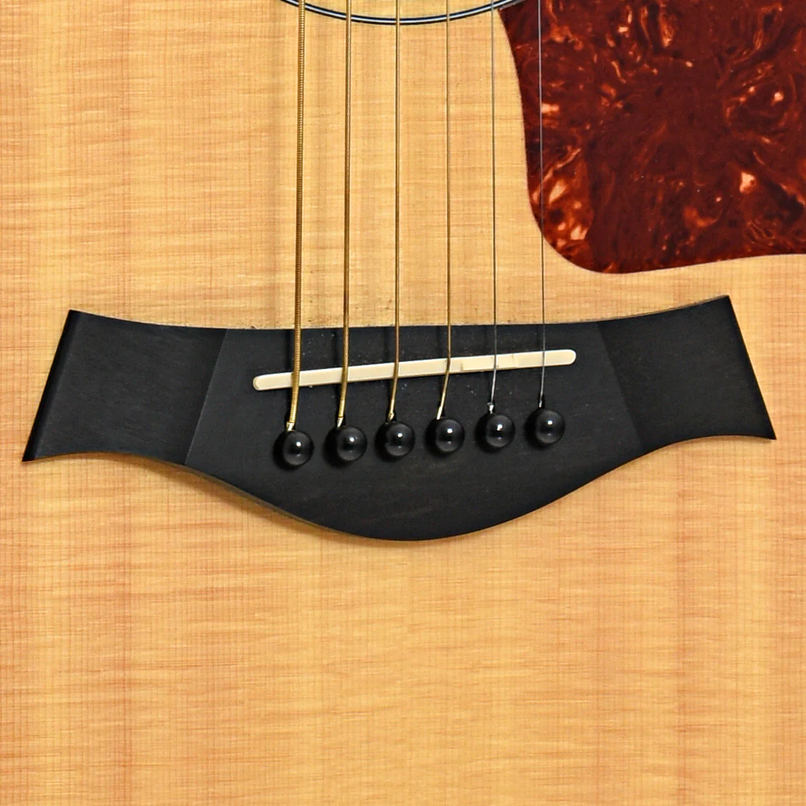 Taylor 214ce Acoustic Guitar (2014) - Image 4