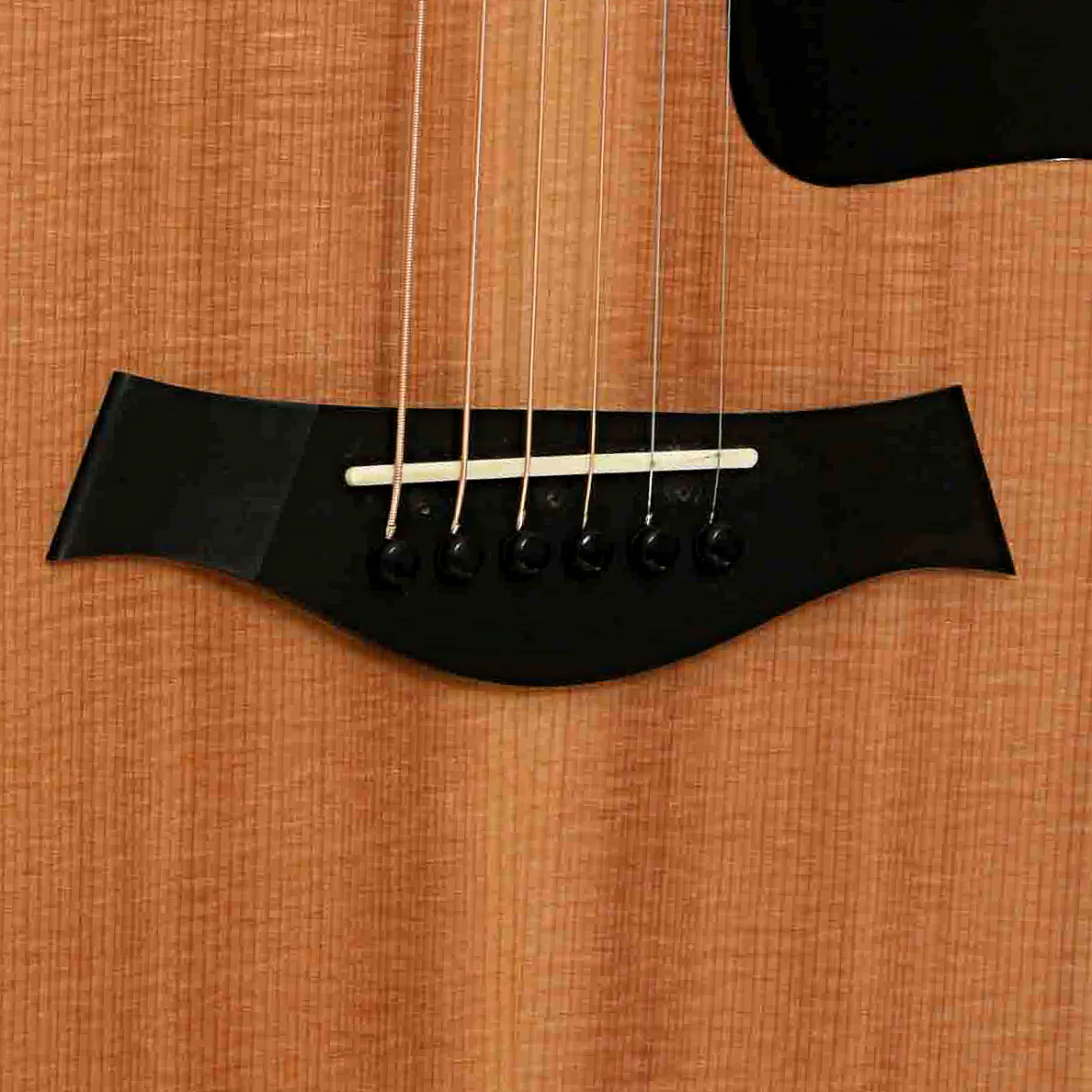Taylor 312ce 12-fret V-Class Acoustic-Electric Guitar (2019) - Image 5
