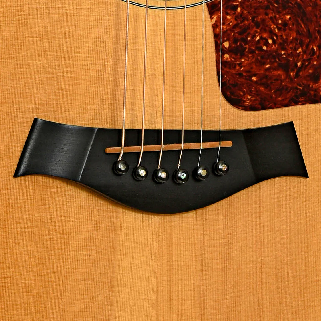 Taylor 510 Acoustic Guitar (1998) - Image 5