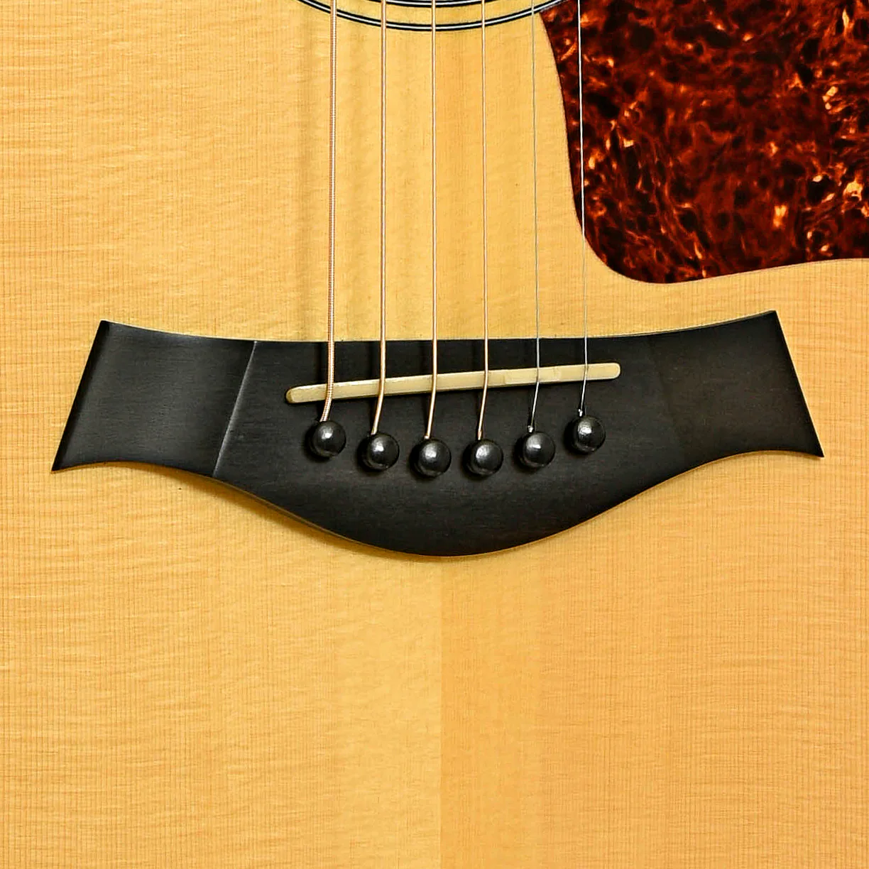 Taylor 510-CE Acoustic-Electric Guitar (1998) - Image 5