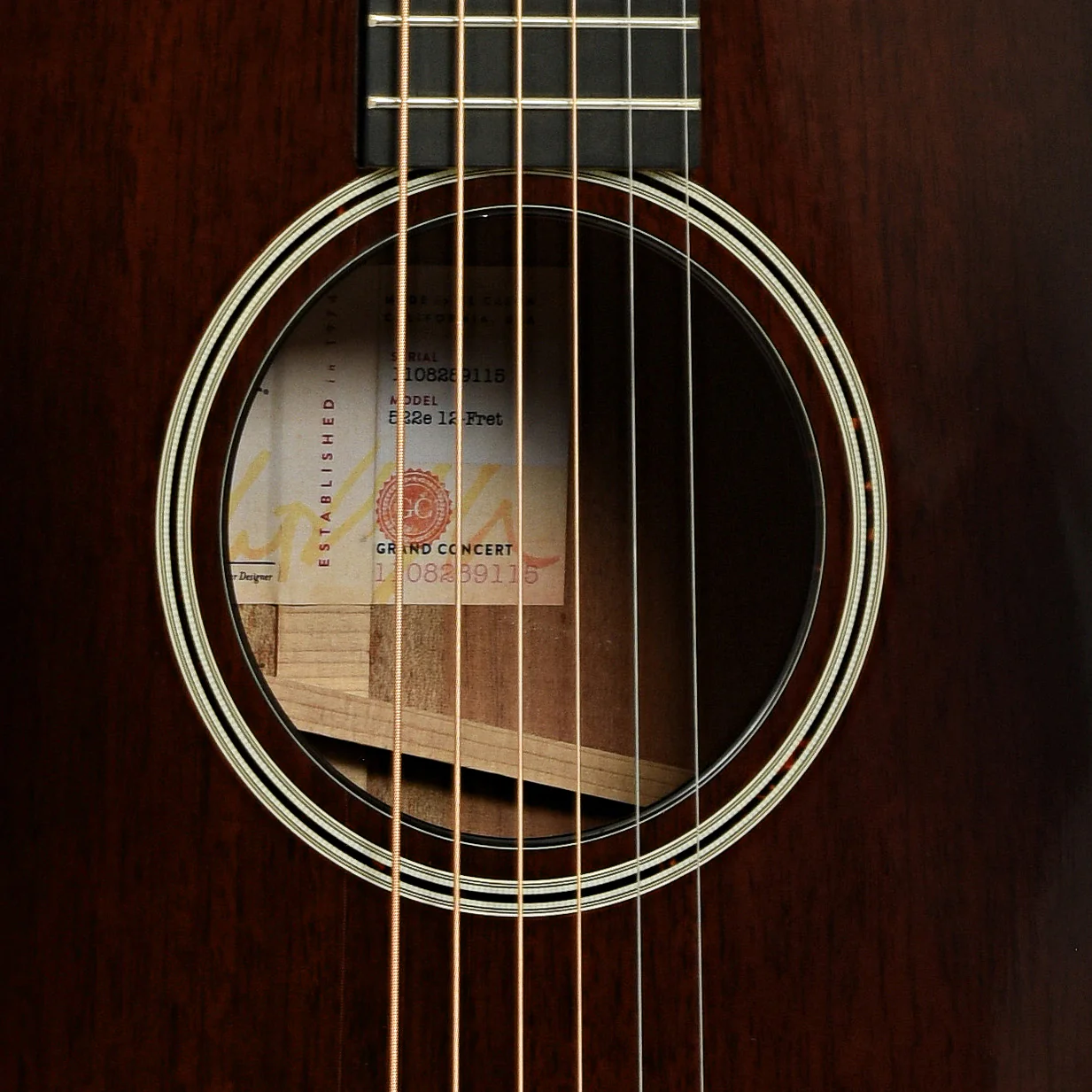Taylor 522e 12-Fret V-Class Acoustic-Electric Guitar (2019) - Image 6