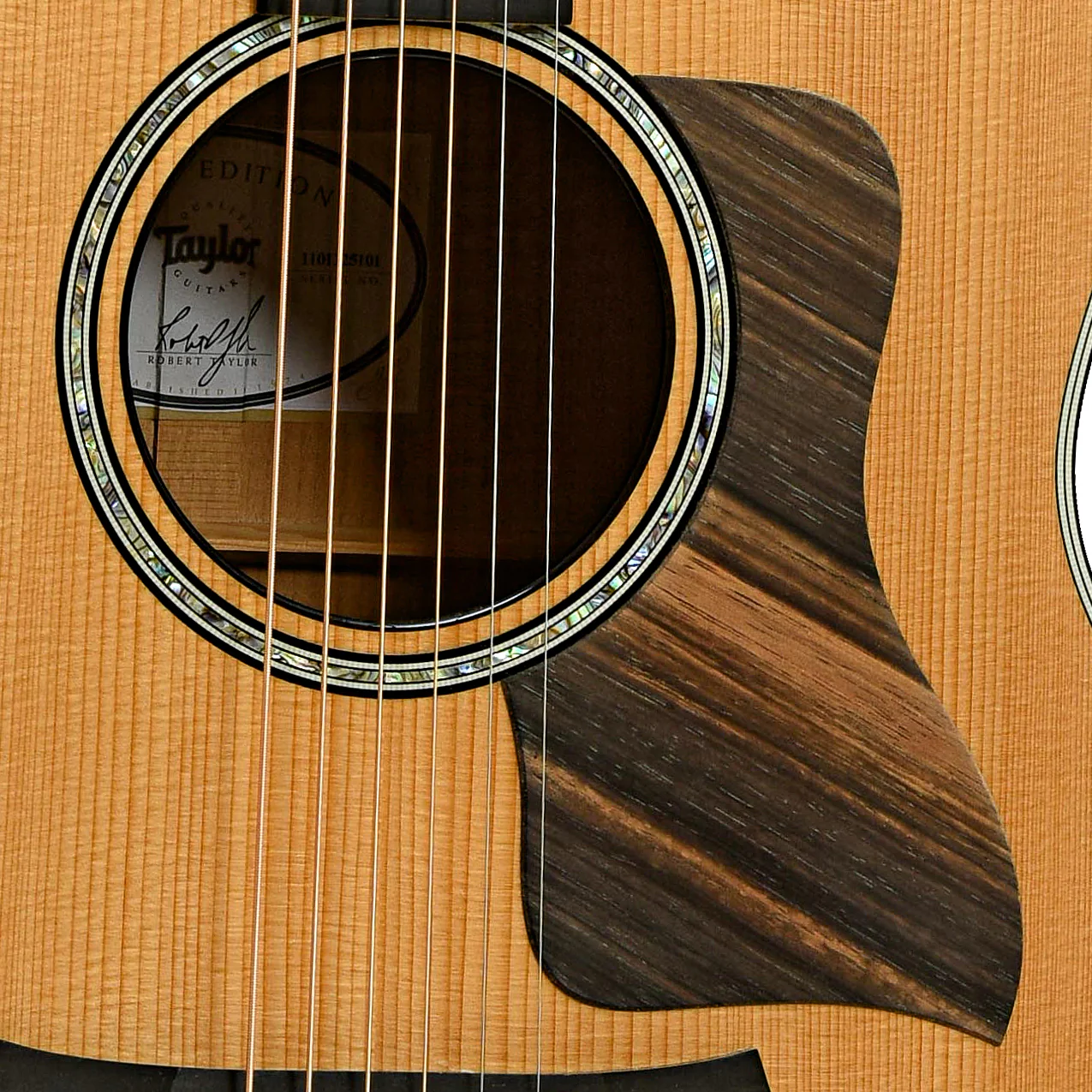 Taylor 618e Grand Orchestra Acoustic-Electric Guitar (2015) - Image 6