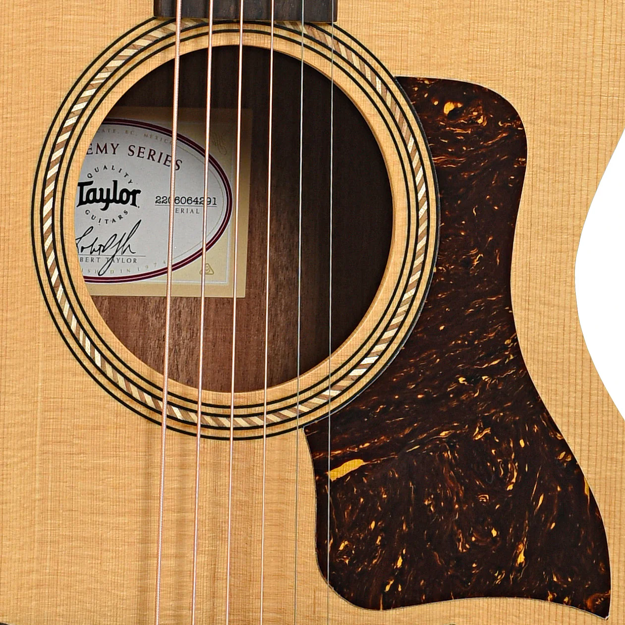 Taylor Academy 12e Acoustic-Electric Guitar & Gigbag - Image 6