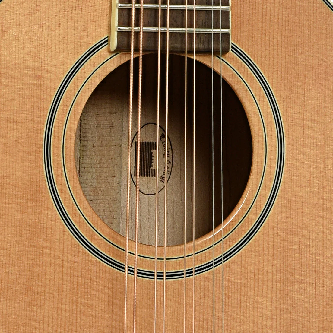 Trinity College TM-325 Octave Mandolin (2007) - Image 6