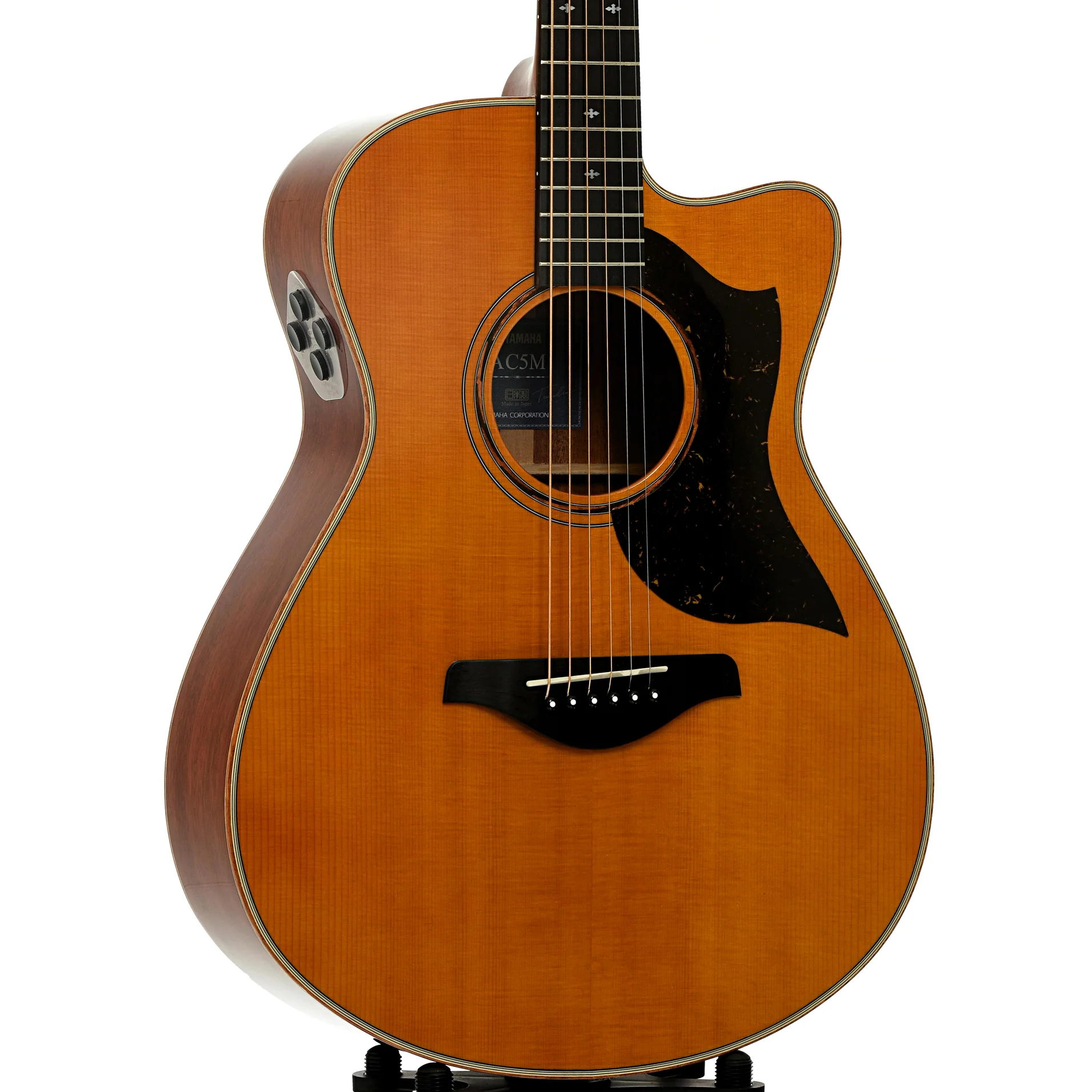 Yamaha AC5M ARE Concert Cutaway Acoustic-Electric Guitar (2024) - Image 4