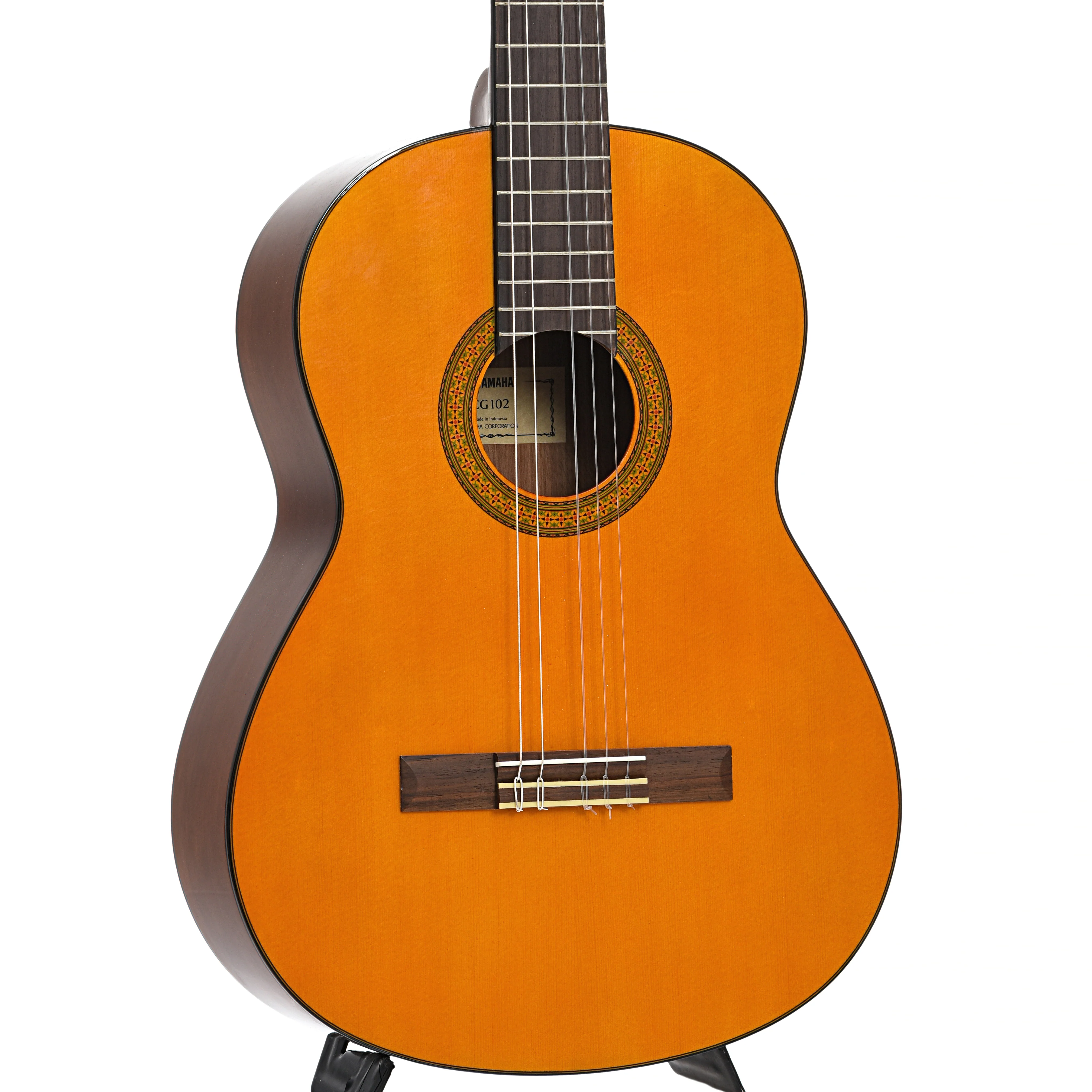 Yamaha CG102 Classical Guitar (2017) - Image 4