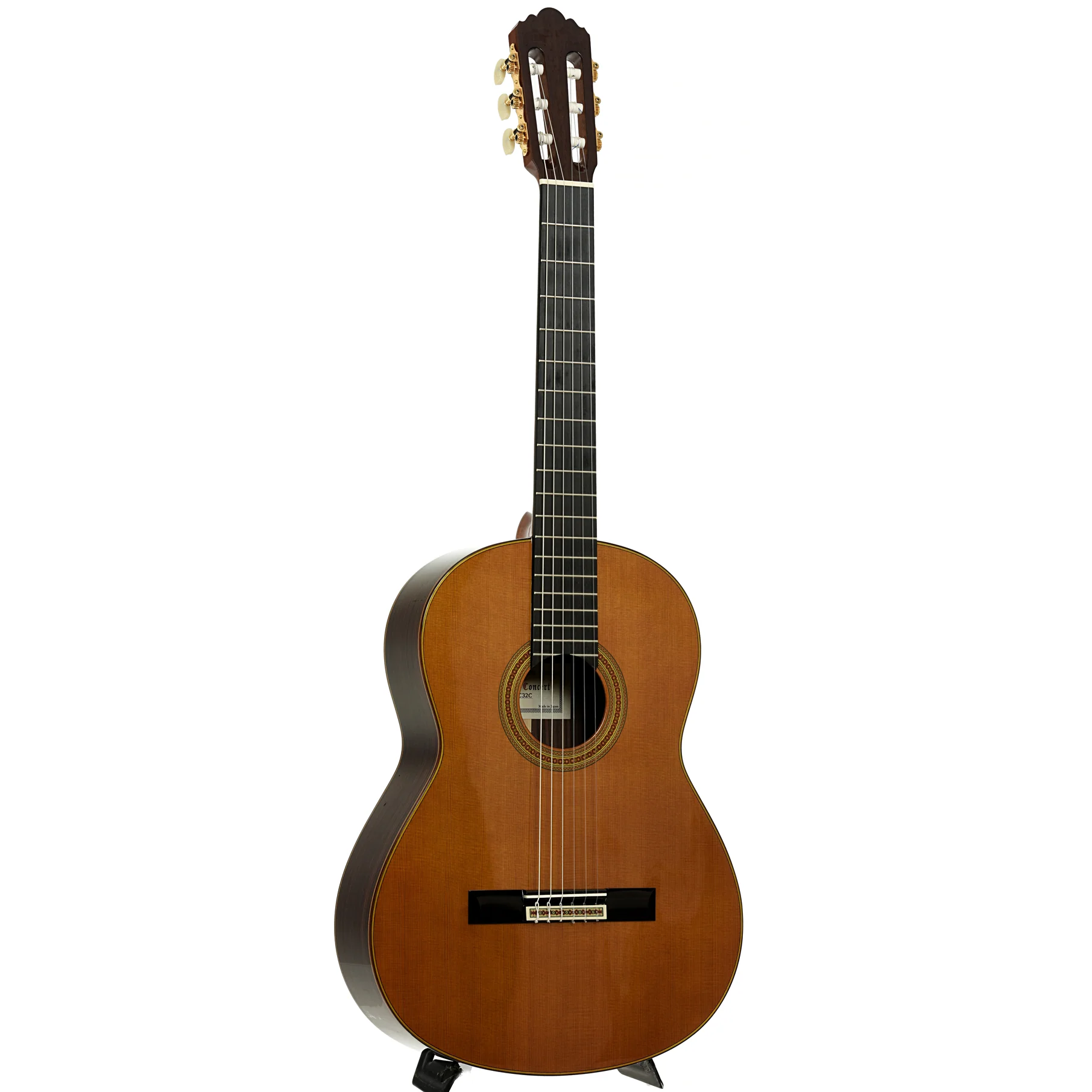 Yamaha GC32C Classical Guitar (2024) - Image 3