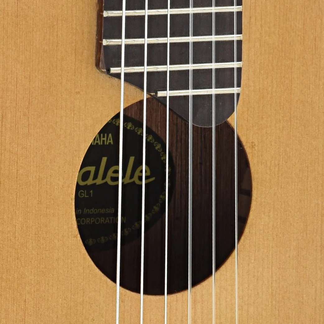 Yamaha GL1 Guitalele Guitar Ukulele & Bag - Image 6